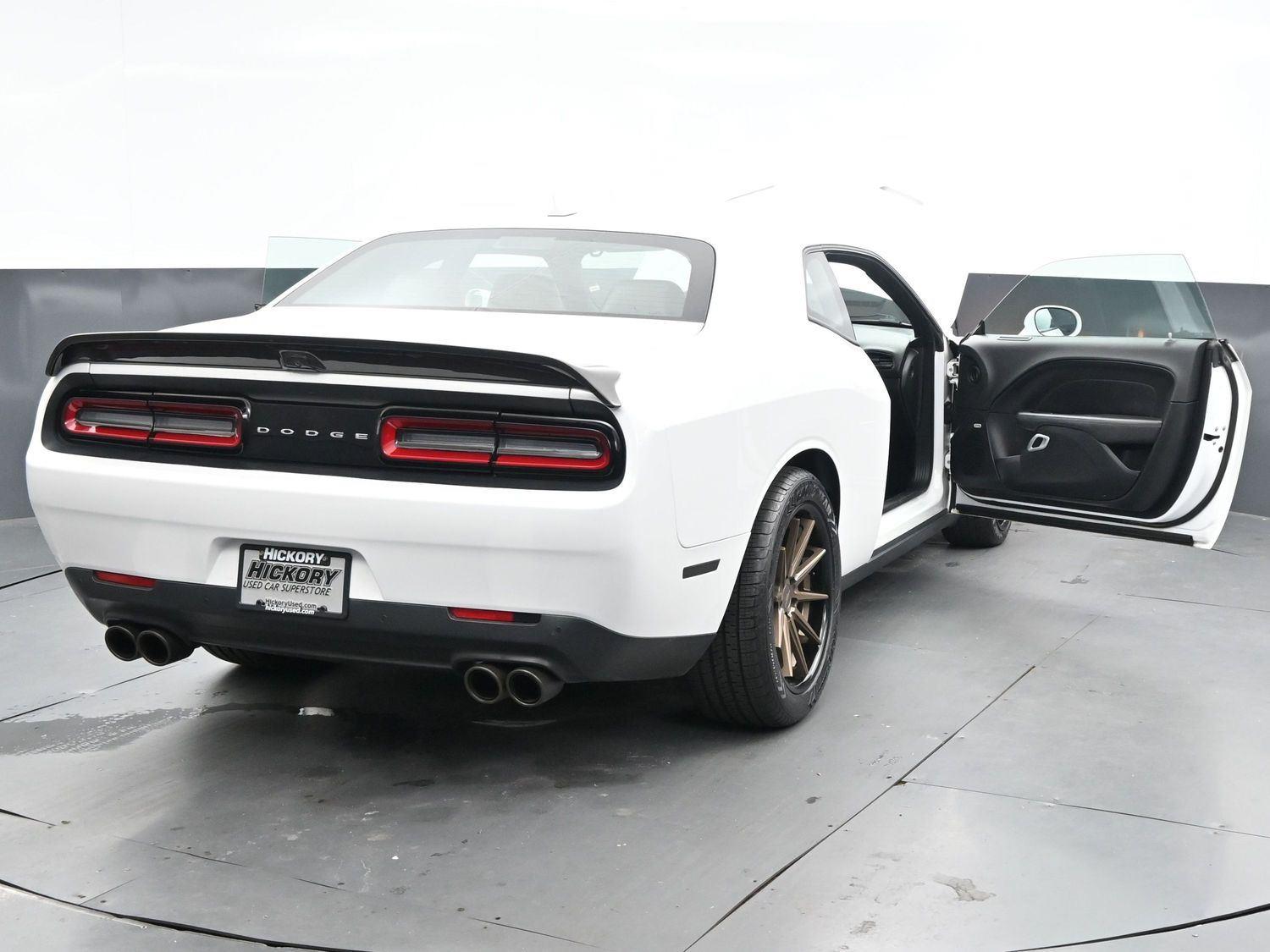 2018 Dodge Challenger R/T Plus photo 35