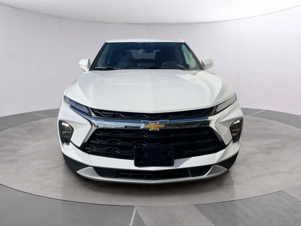 2025 Chevrolet Blazer 2LT photo 8