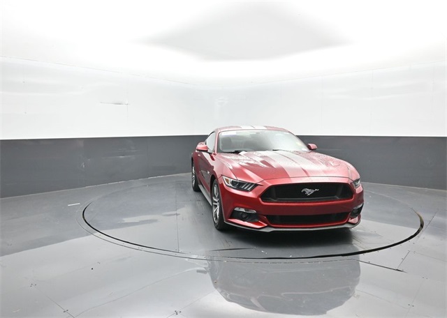 2016 Ford Mustang GT photo 2