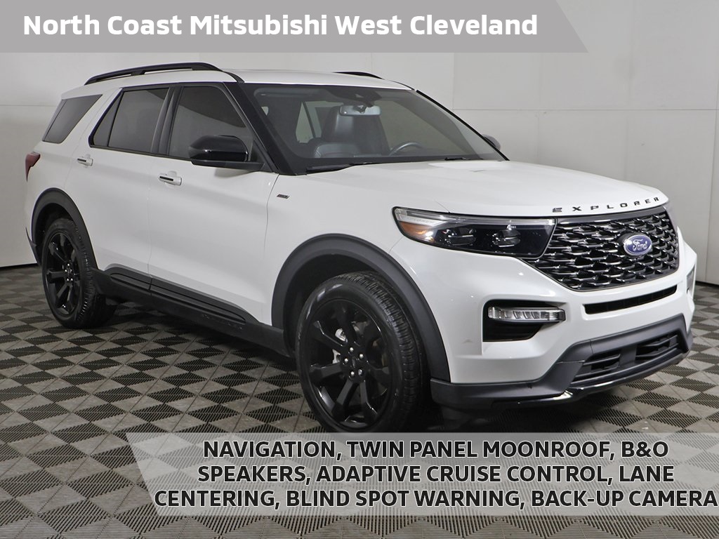 2023 Ford Explorer ST-LINE's photo