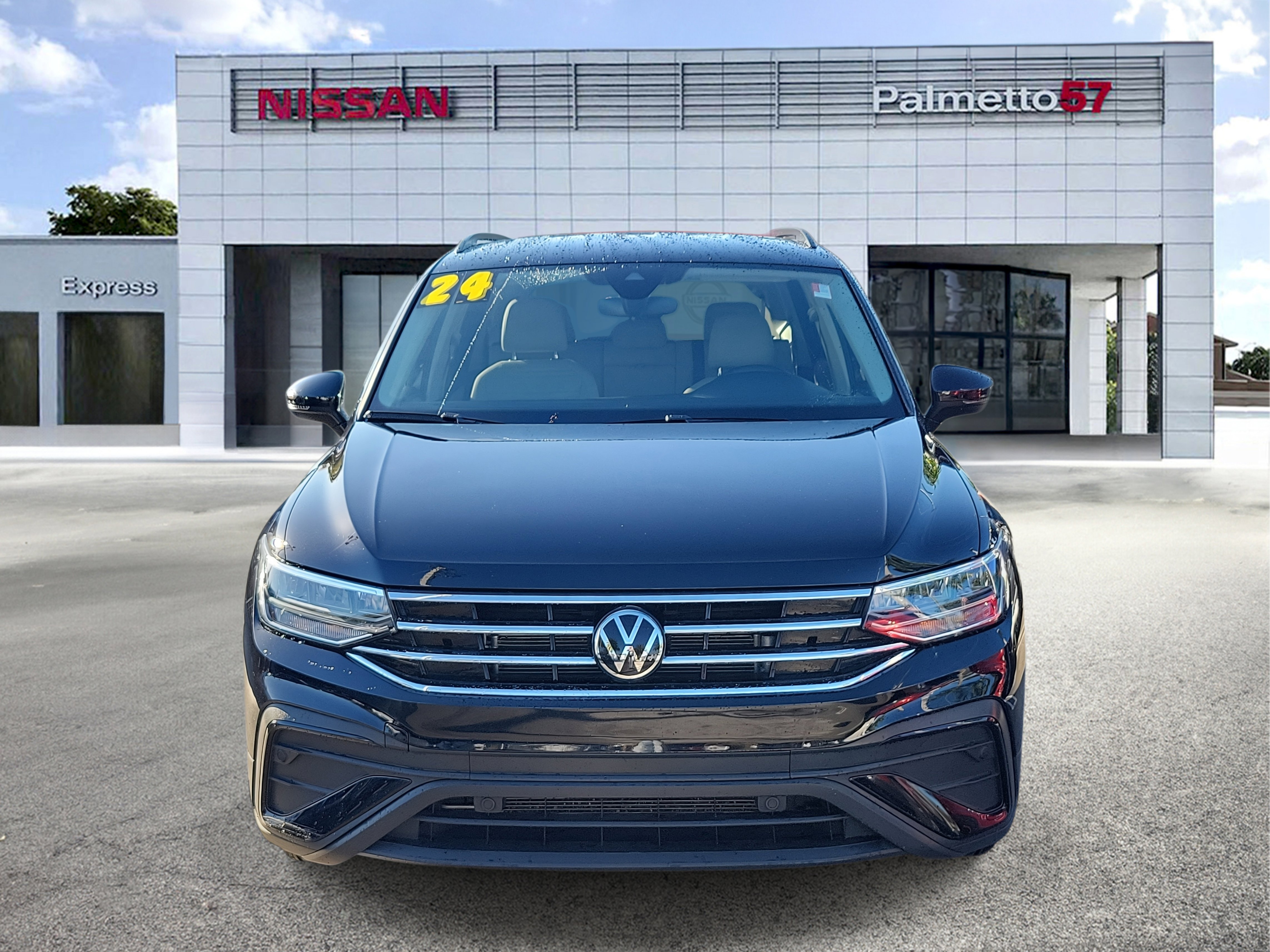 Used 2024 Volkswagen Tiguan S with VIN 3VVRB7AX1RM060807 for sale in Miami Gardens, FL