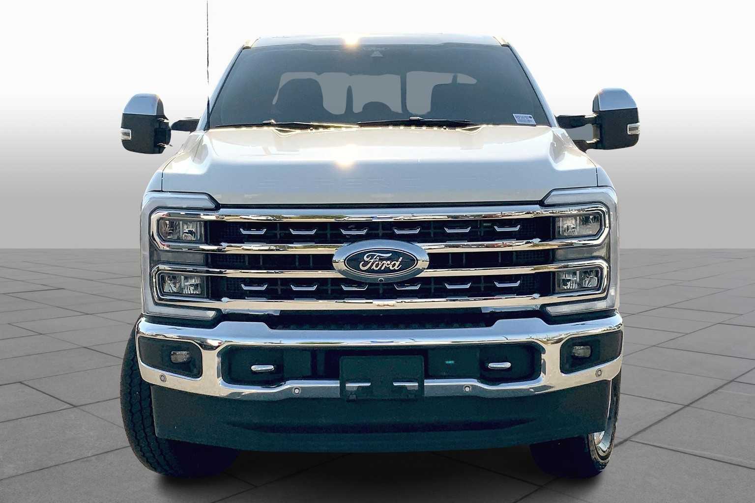 2024 Ford F-250 Lariat photo 3