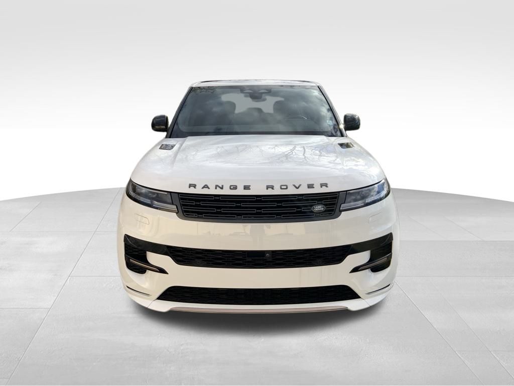 2025 Land Rover Range Rover Sport SE photo 2