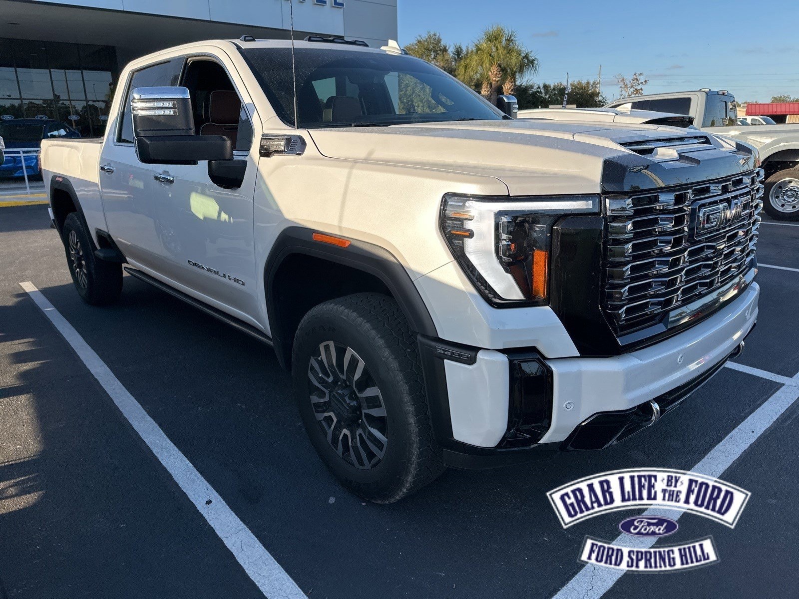 2025 GMC Sierra 2500HD Denali Ultimate's photo