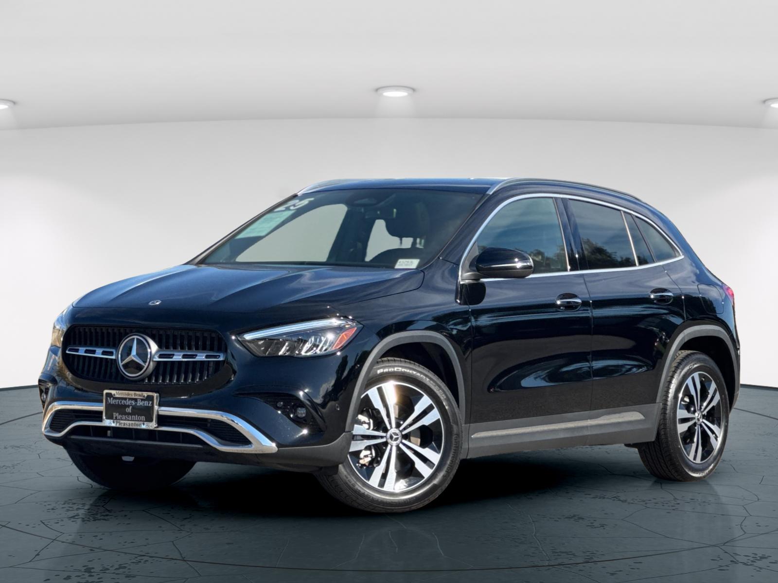2025 Mercedes Benz GLA 250 4MATIC photo 2