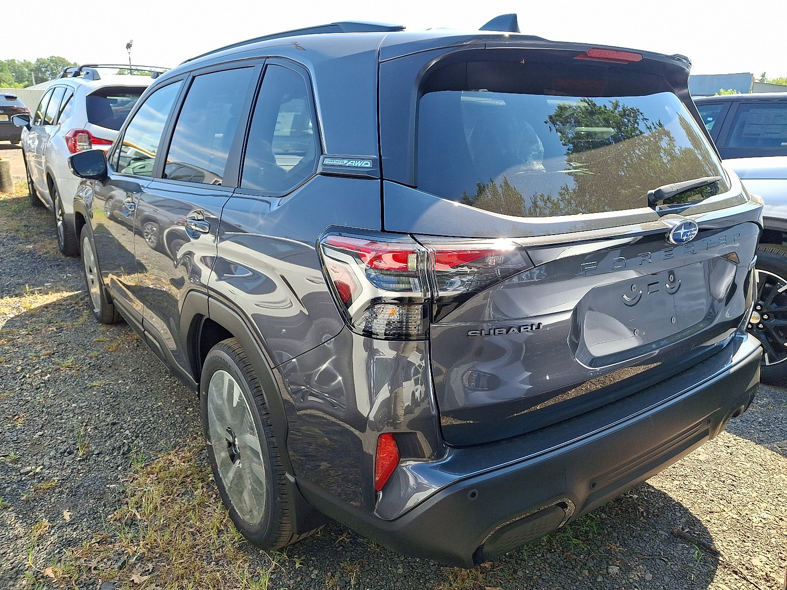 2025 Subaru Forester Touring photo 2