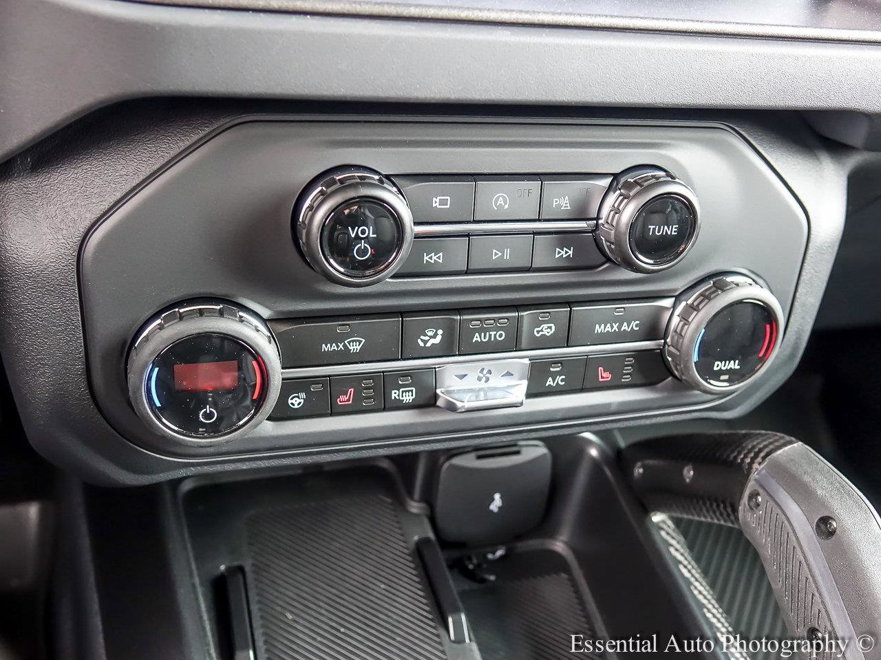 2025 FORD BRONCO - Image 17