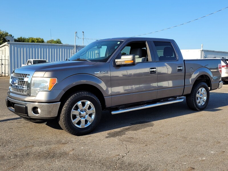 2013 Ford F-150 XLT photo 3