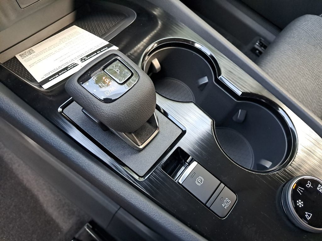 2026 Nissan Rogue SV photo 22