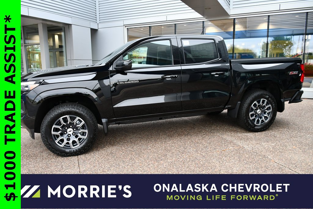 2026 Chevrolet Colorado Z71 photo 2