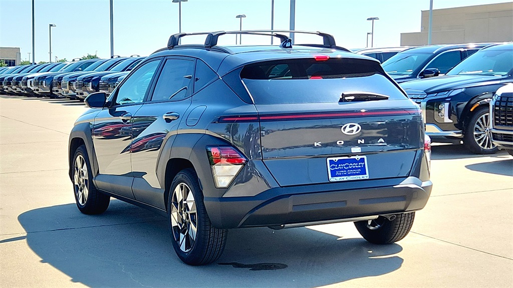 2026 Hyundai Kona SEL photo 30