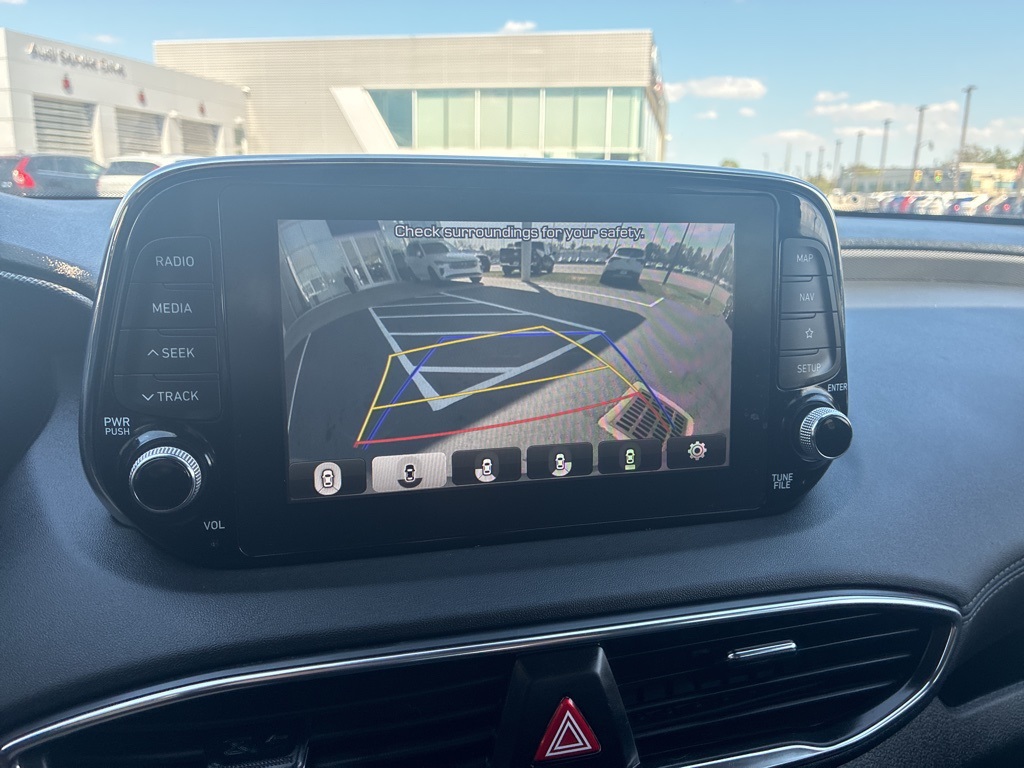2020 Hyundai Santa Fe Limited photo 9