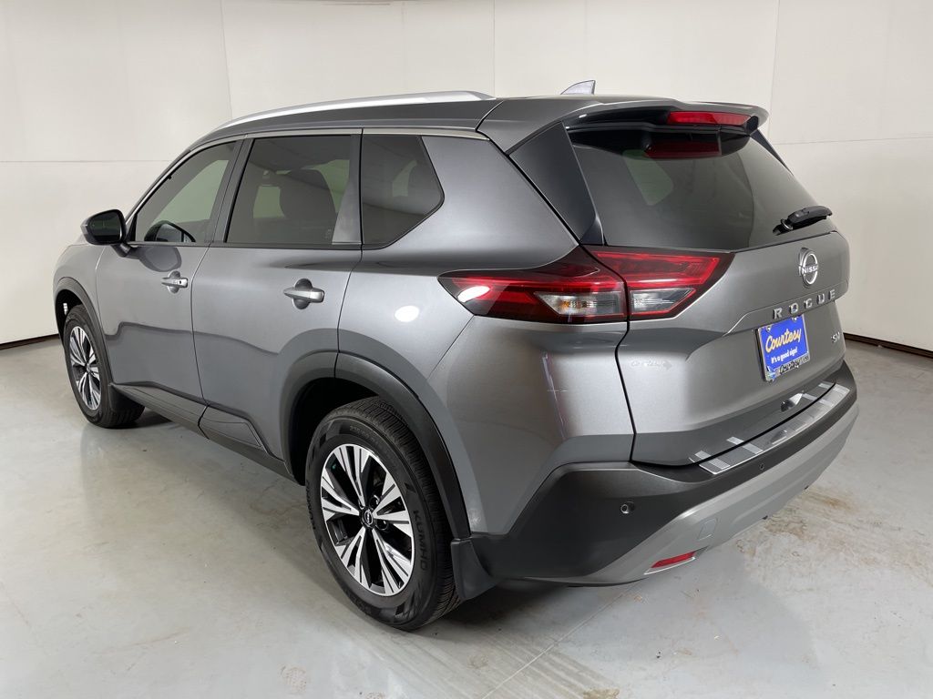 2023 Nissan Rogue SV photo 7