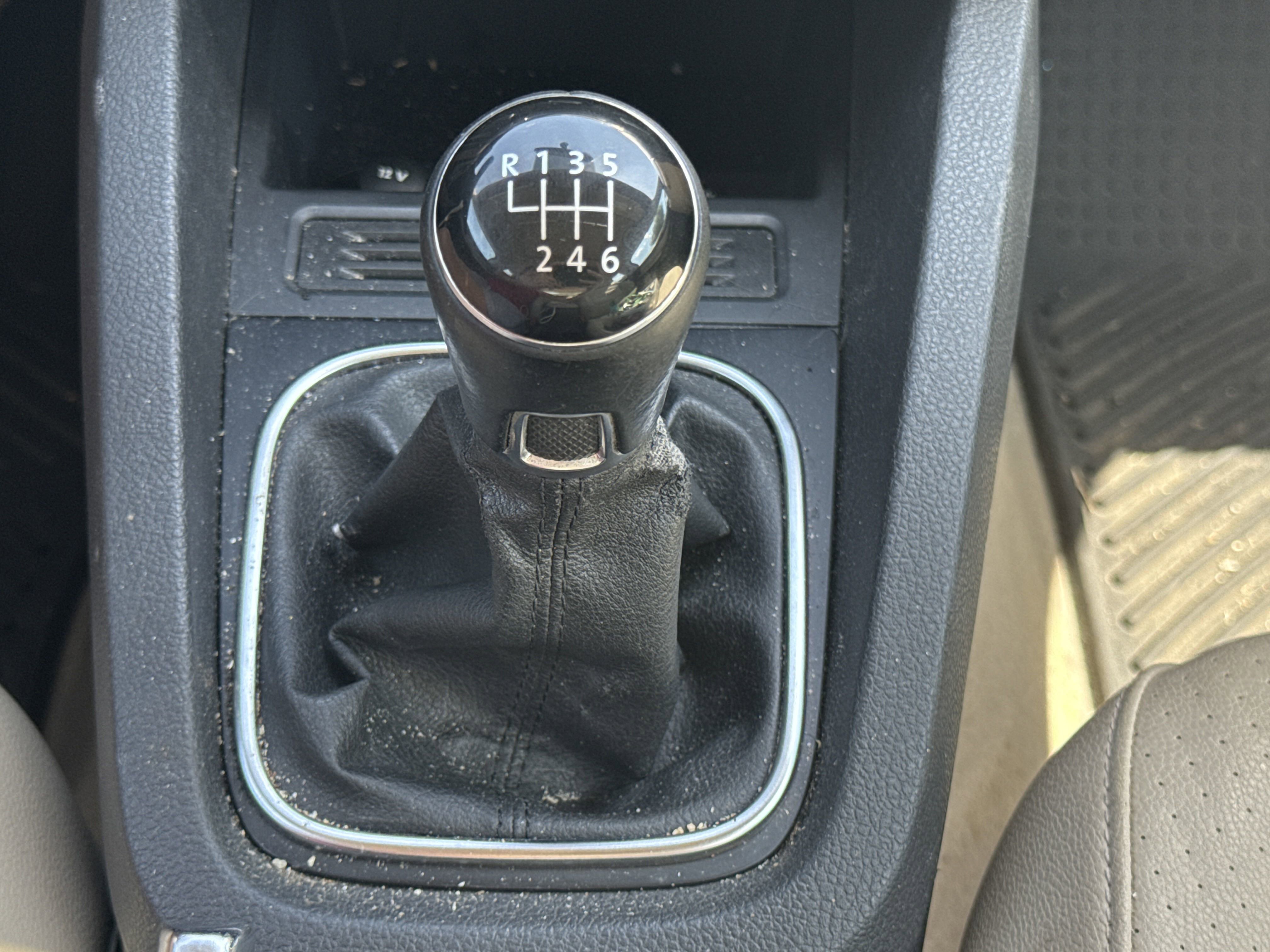 2014 Volkswagen Jetta photo 3