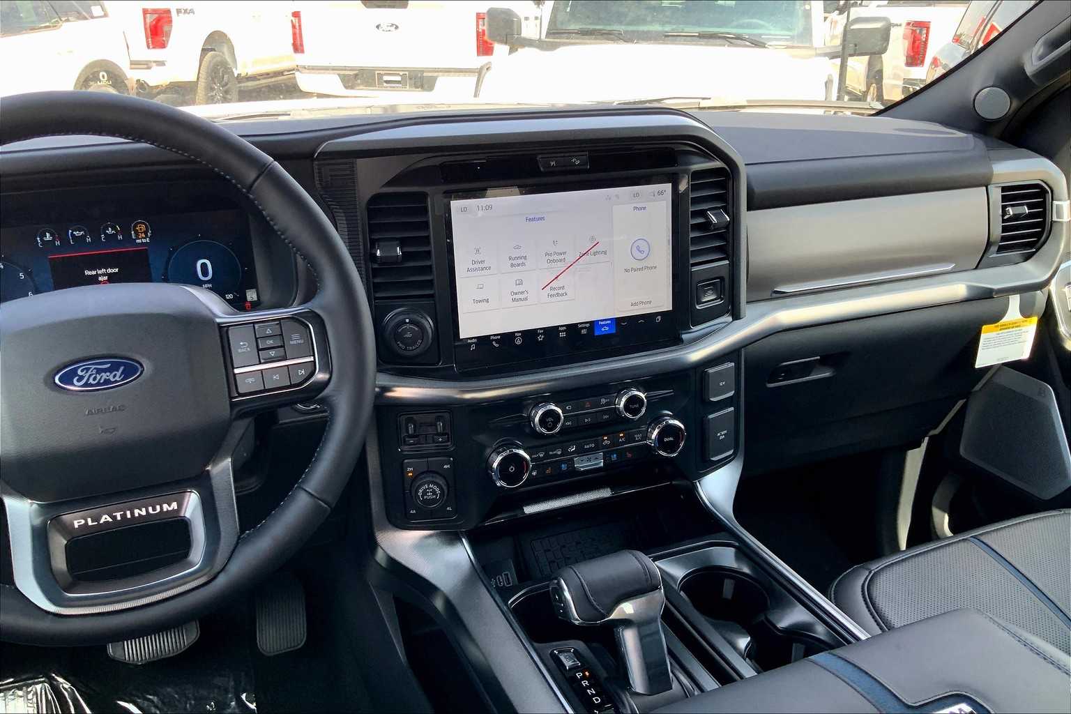 2025 Ford F-150 Platinum photo 6