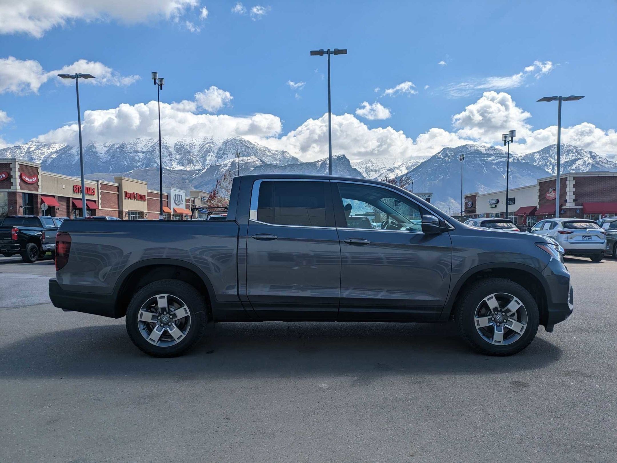 2025 Honda Ridgeline RTL photo 2