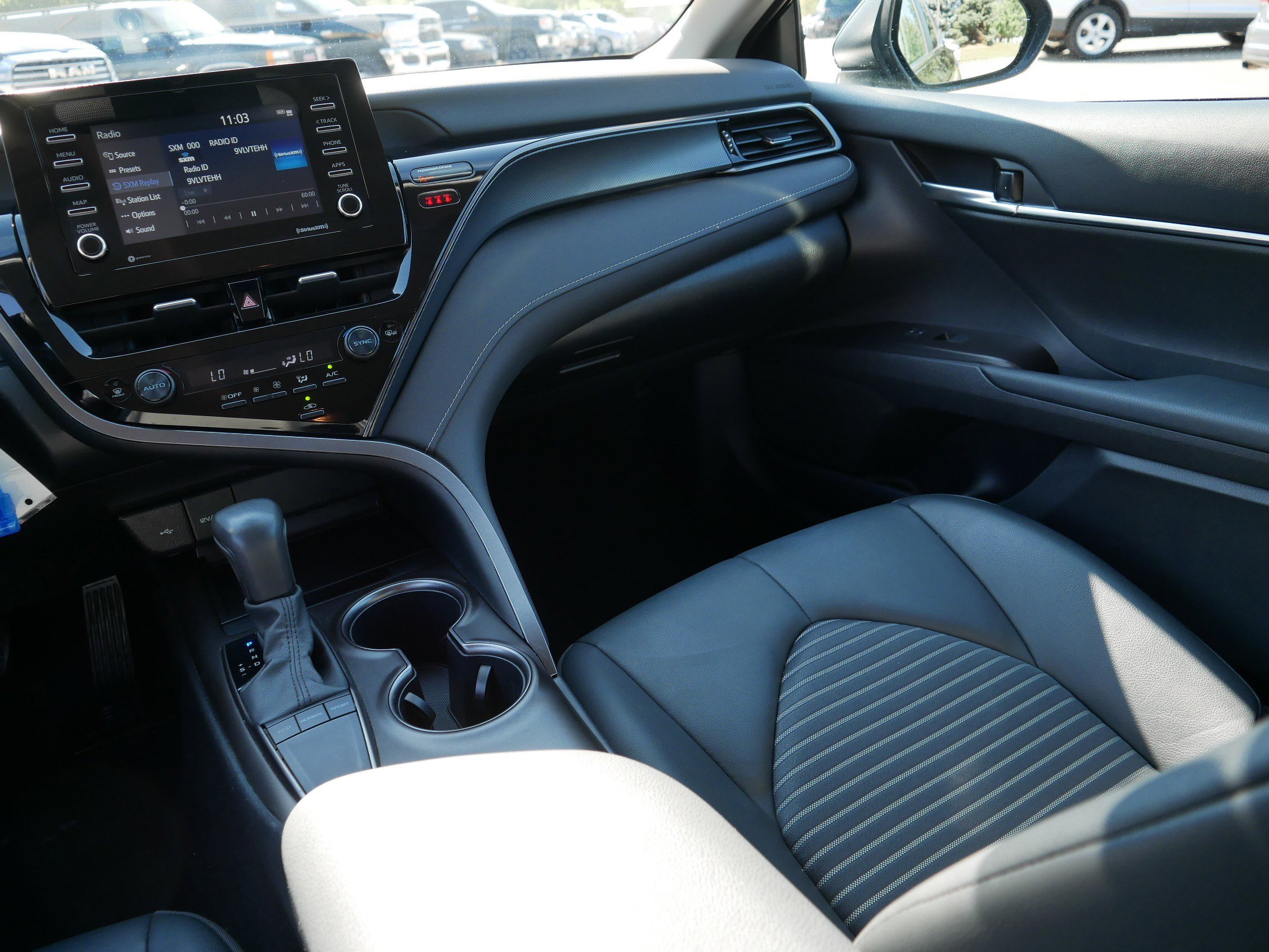 2024 Toyota Camry SE photo 11