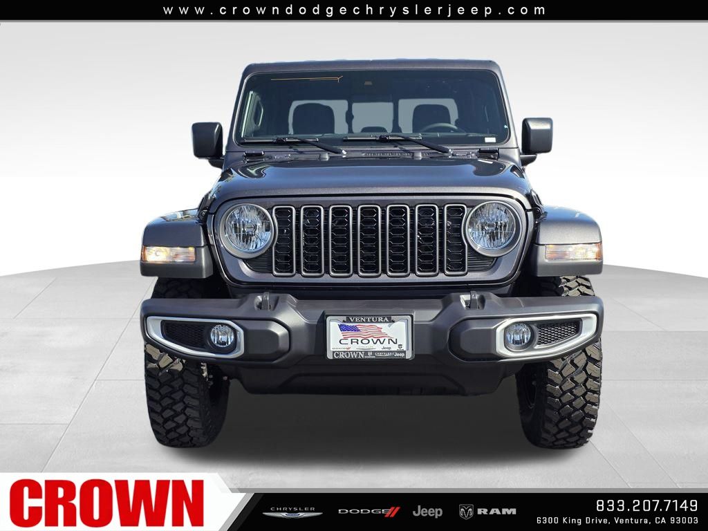 2025 Jeep Gladiator Sport photo 2