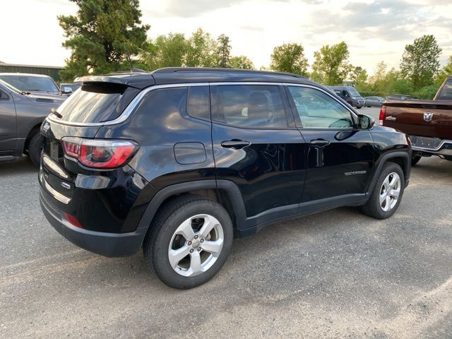 2018 Jeep Compass Latitude photo 4