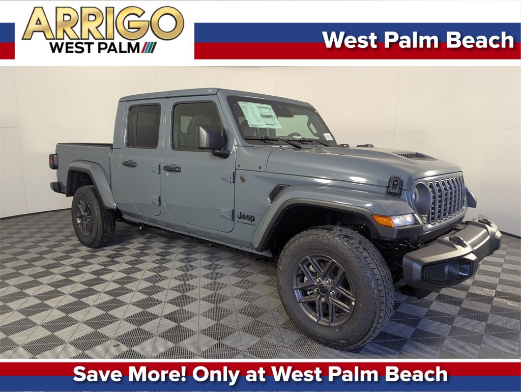 2026 Jeep Gladiator Sport S's photo