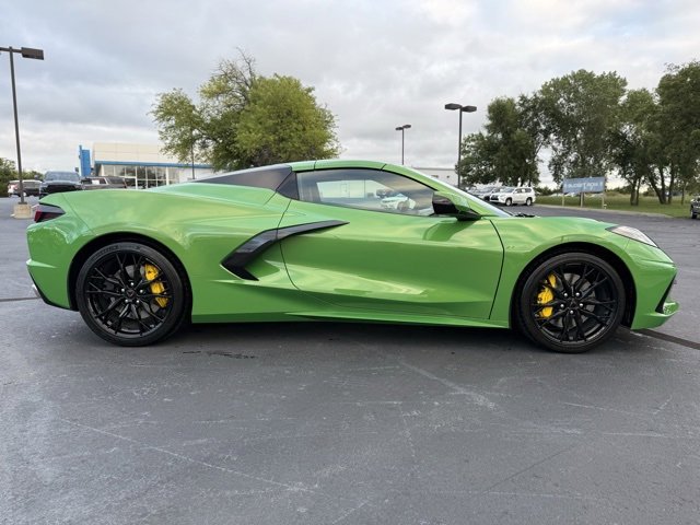 2026 Chevrolet Corvette Stingray 2LT photo 8