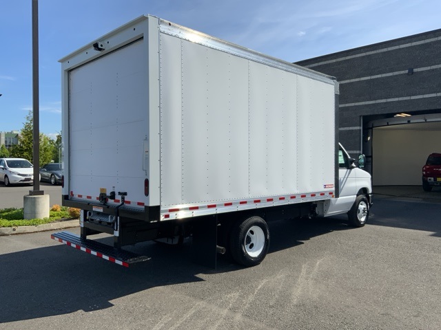 2026 Ford E-350 Base photo 4