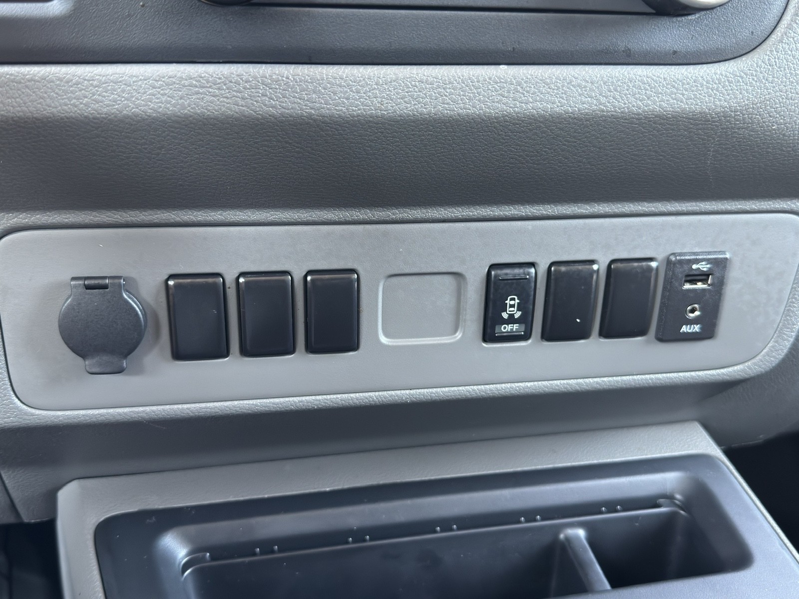 2020 Nissan NV1500 photo 23