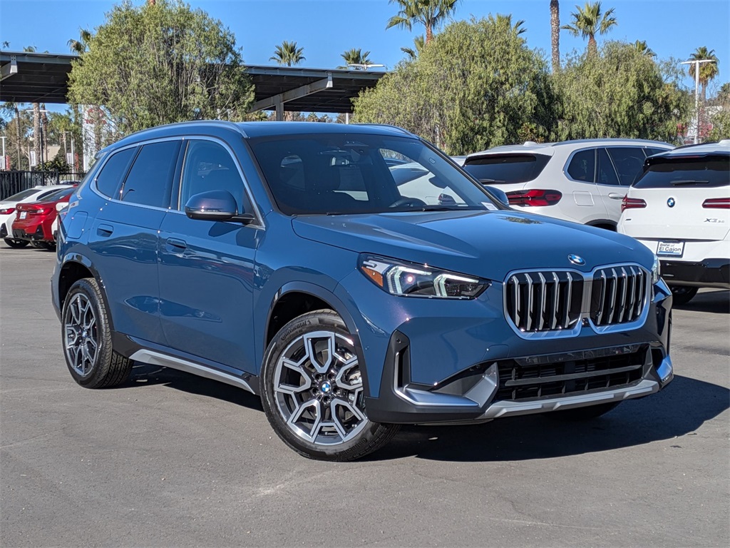 2026 BMW X1 28i's photo