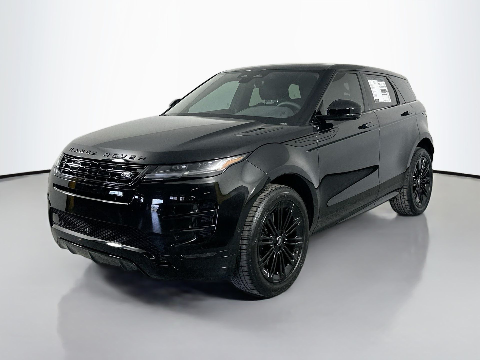 2026 Land Rover Range Rover Evoque Dynamic SE