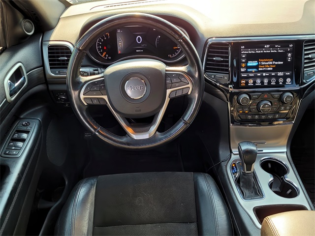 2021 Jeep Grand Cherokee Laredo X photo 12