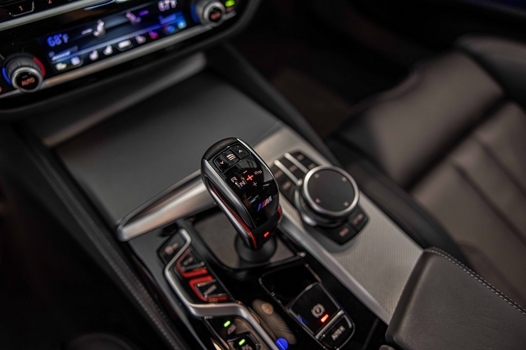 2023 BMW M5 - Image 30