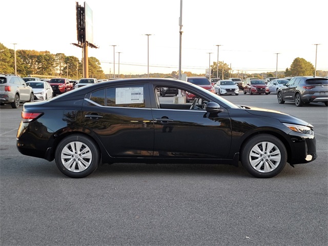 2025 Nissan Sentra S photo 2