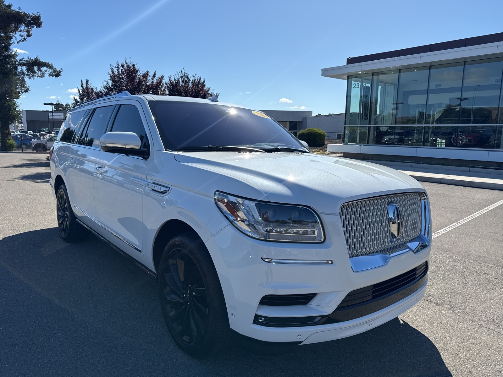 2020 Lincoln Navigator L Reserve photo 2