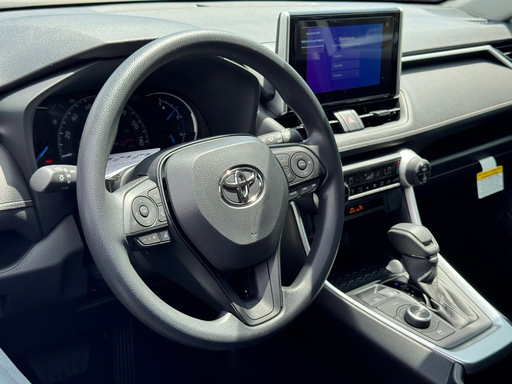 2025 Toyota RAV4 Hybrid LE photo 13