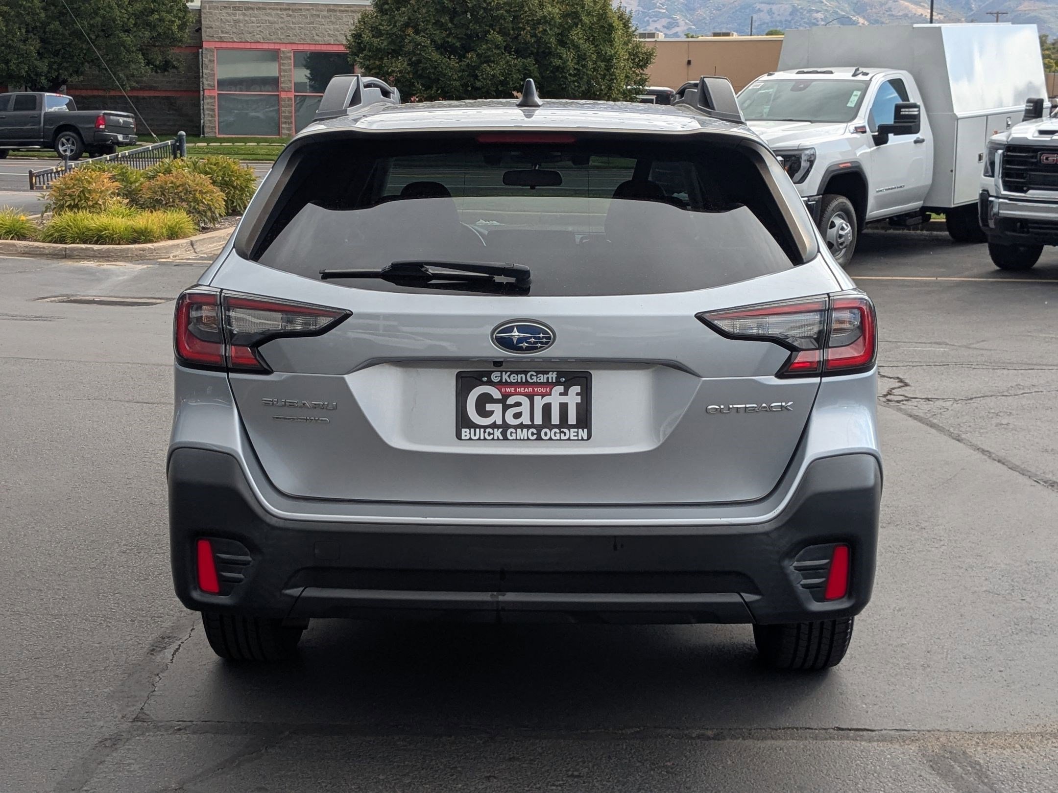 2022 Subaru Outback Premium photo 4