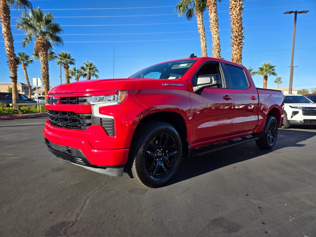 2023 Chevrolet Silverado 1500 RST photo 2