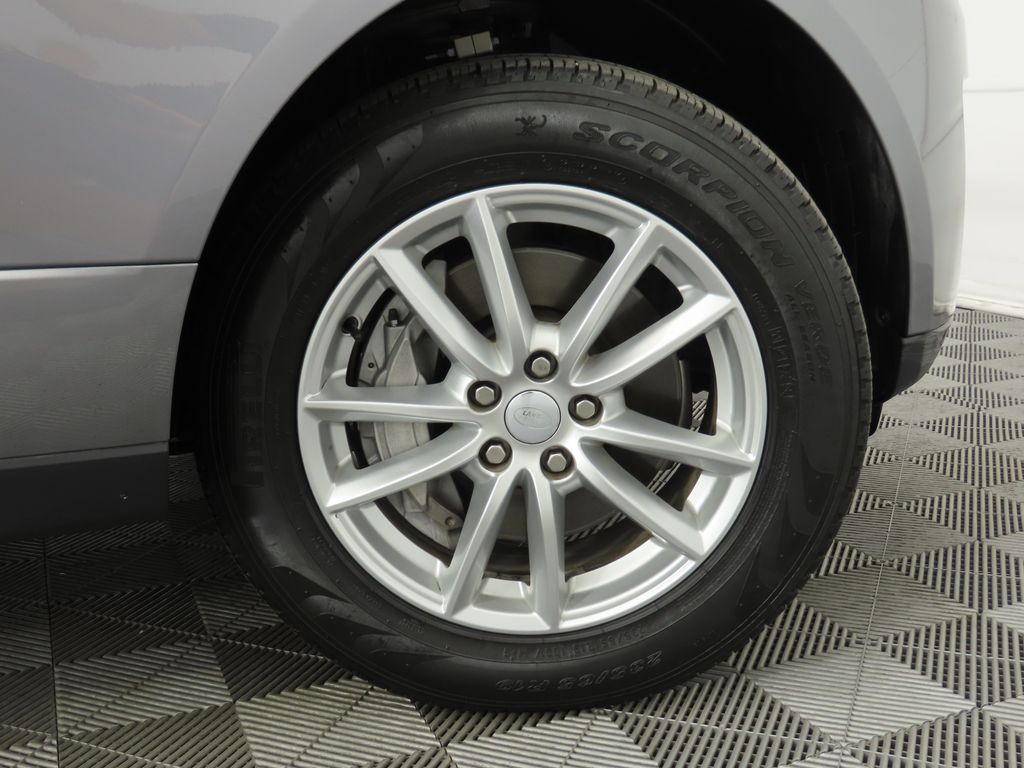 2021 Land Rover Range Rover Base photo 26