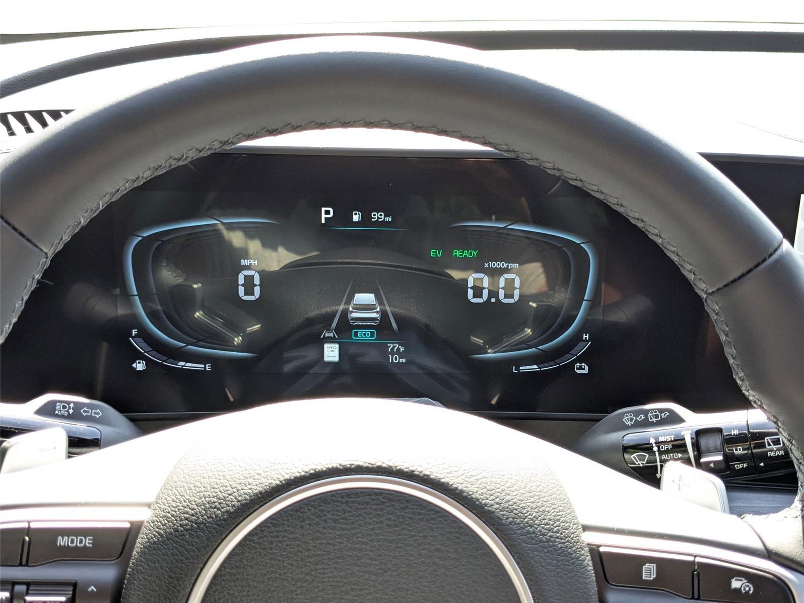 2025 Kia Sportage Plug-In Hybrid X-Line photo 19