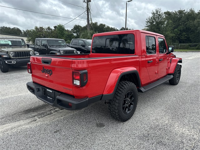 2025 Jeep Gladiator Sport photo 3