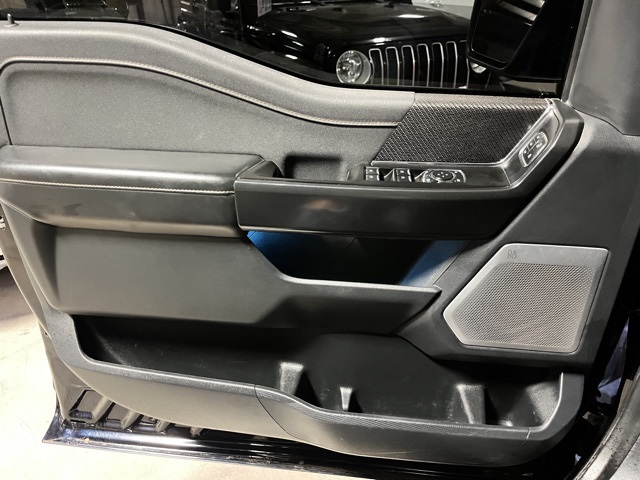 2023 Ford F-150 Raptor photo 15
