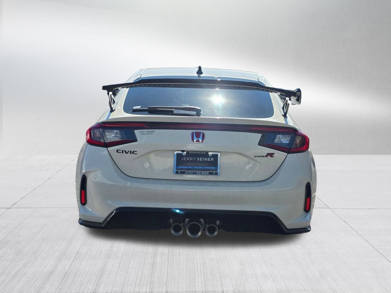 2025 Honda Civic Type R photo 4