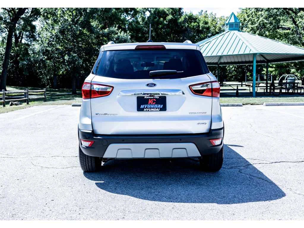2020 Ford EcoSport Titanium photo 4