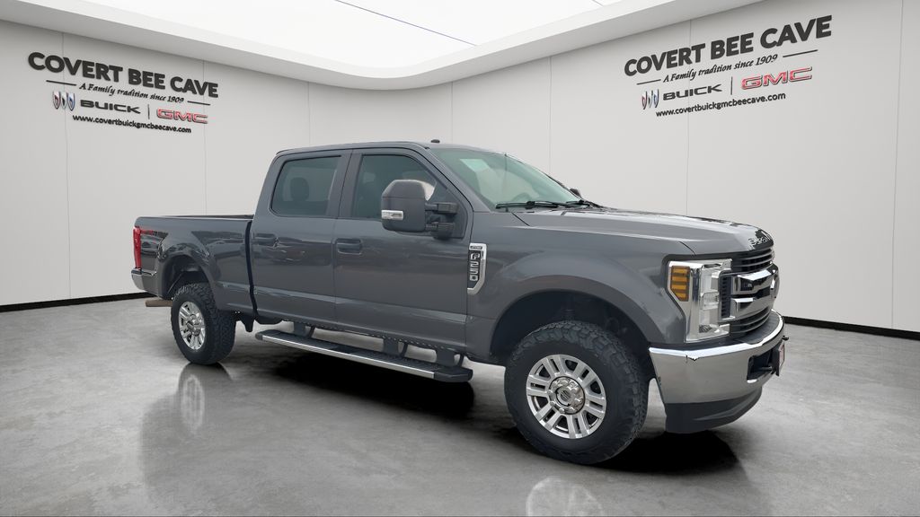 2019 Ford F-250 Super Duty XL's photo