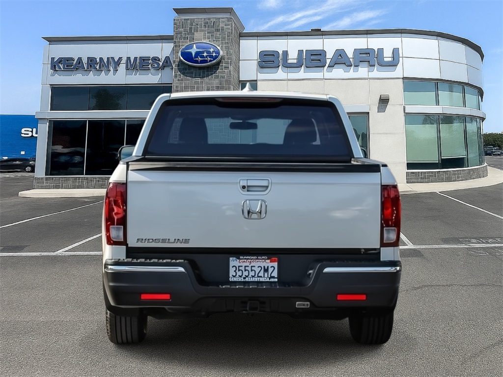 2018 Honda Ridgeline RTL-T photo 3