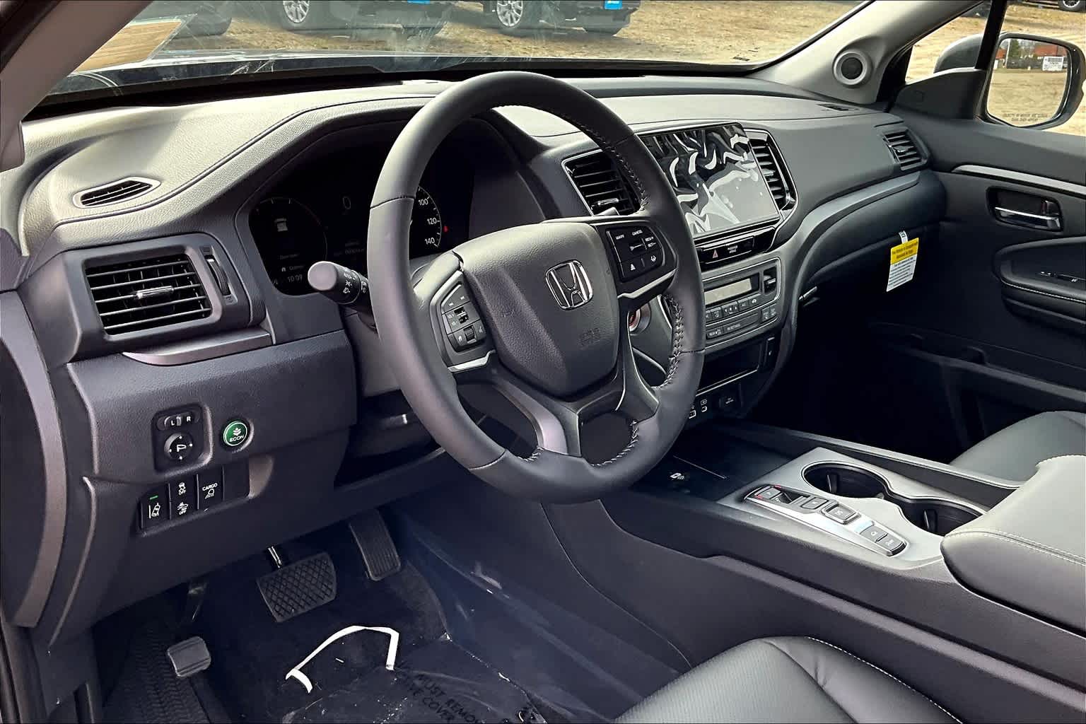 2025 Honda Ridgeline RTL photo 8