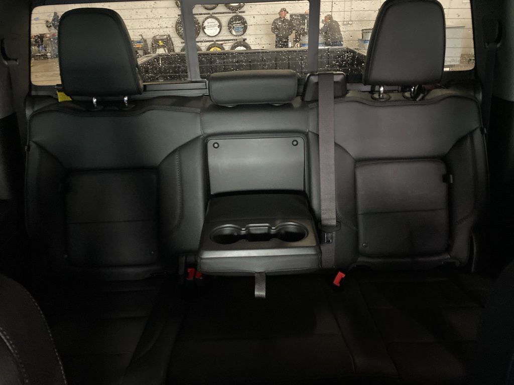 2024 Gmc Sierra 2500 HD Denali photo 3