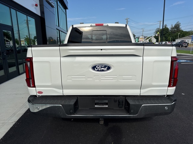 2025 Ford F-150 Lariat photo 4