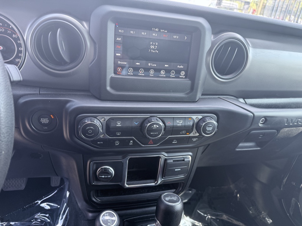 2022 Jeep Wrangler Unlimited Sport photo 31