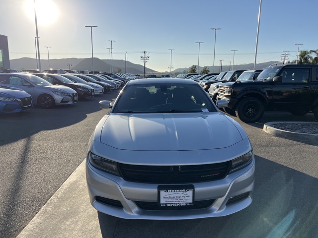 2019 Dodge Charger SXT photo 2