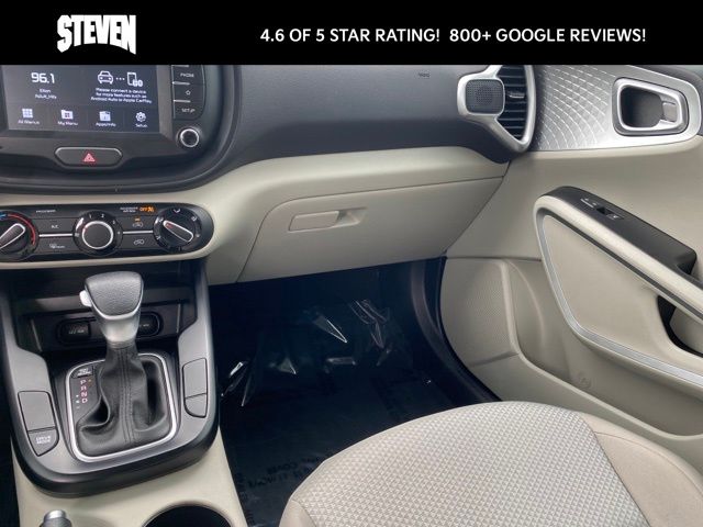 2021 Kia Soul LX photo 16